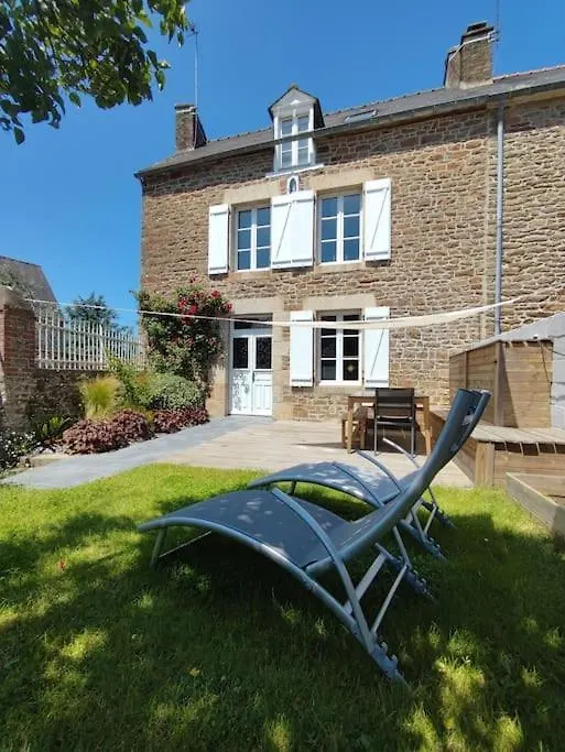 Maison De Bourg Bord De Rance Proximite Des Plages Pleudihen-sur-Rance